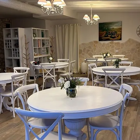 Perla Nel 4* פוטיניאנו