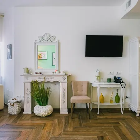 Bed & Breakfast Perla Nel 4*