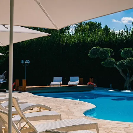 Perla Nel 普蒂尼亚诺